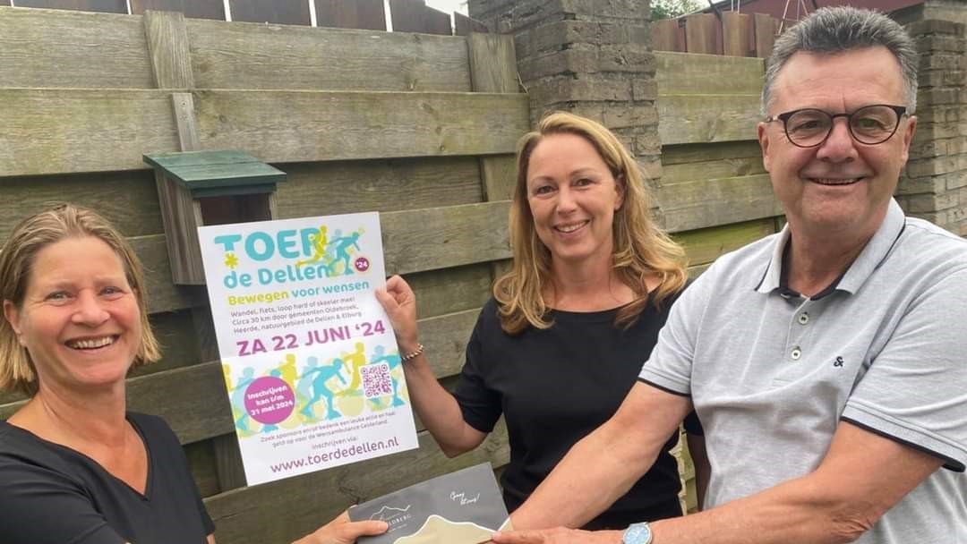 Foto: 500ste inschrijving Toer de Dellen beloond met een dinercheque