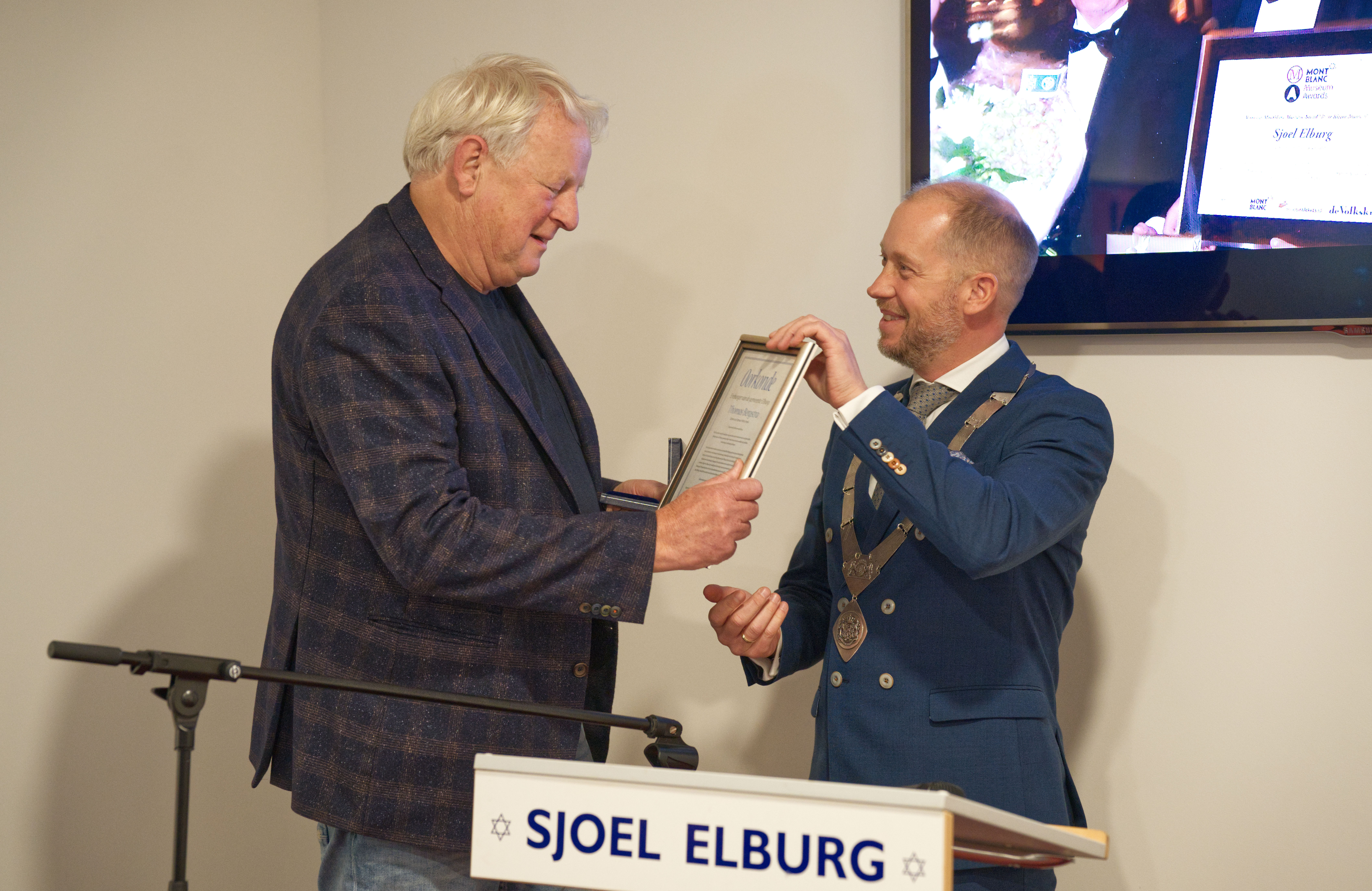 Foto: Video: Nieuwe ereburger: Tom Bergstra