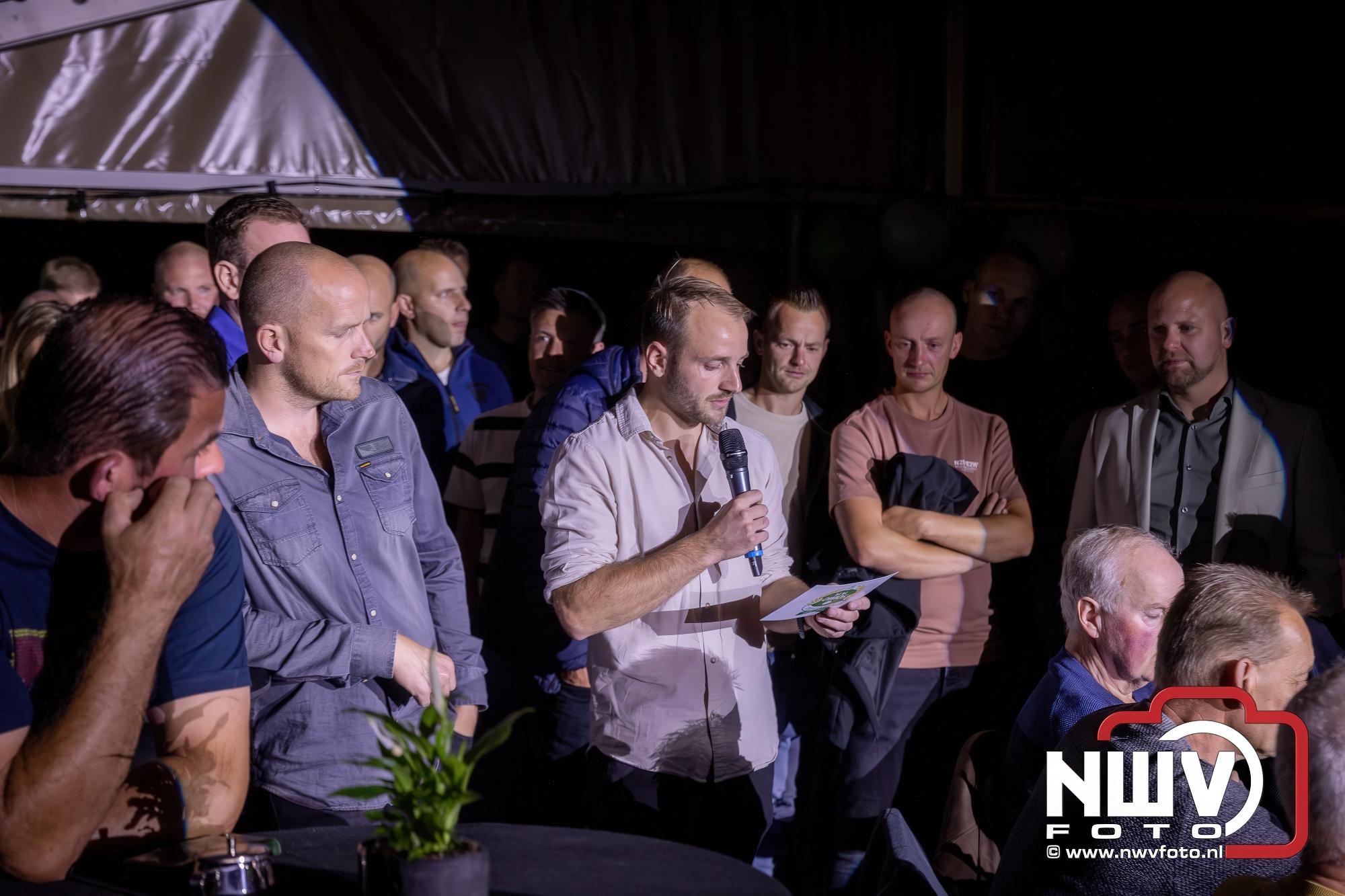 Foto: VIDEO | Een bijzonder moment tijdens 100 jaar OWIOS