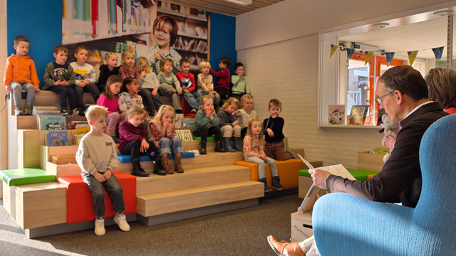 Foto: Nationale Voorleesdagen in de bibliotheek