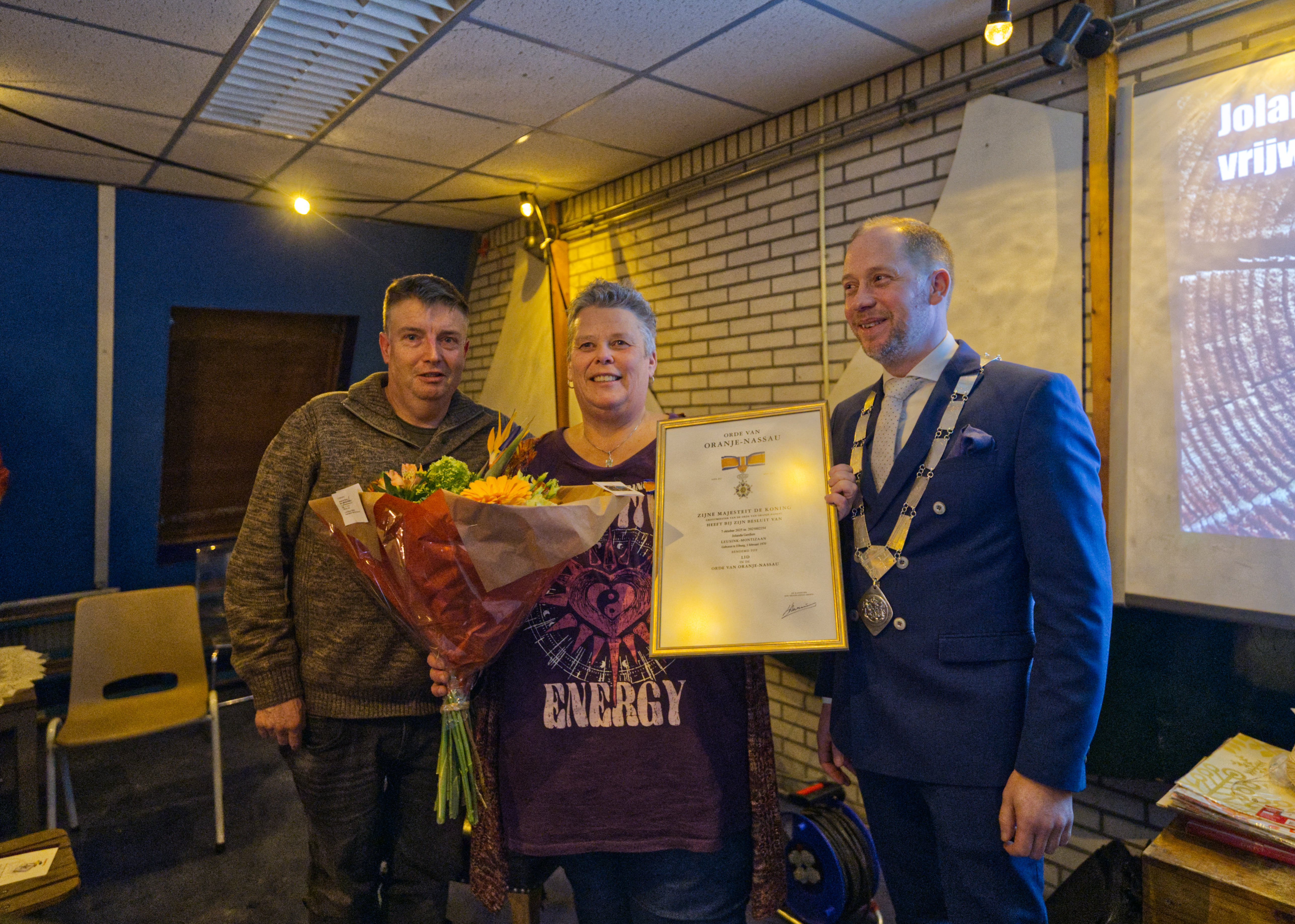 Foto: Koninklijke onderscheiding voor Jolanda Leusink-Montizaan