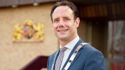 Foto: Burgemeester Harm-Jan van Schaik stelt zich voor