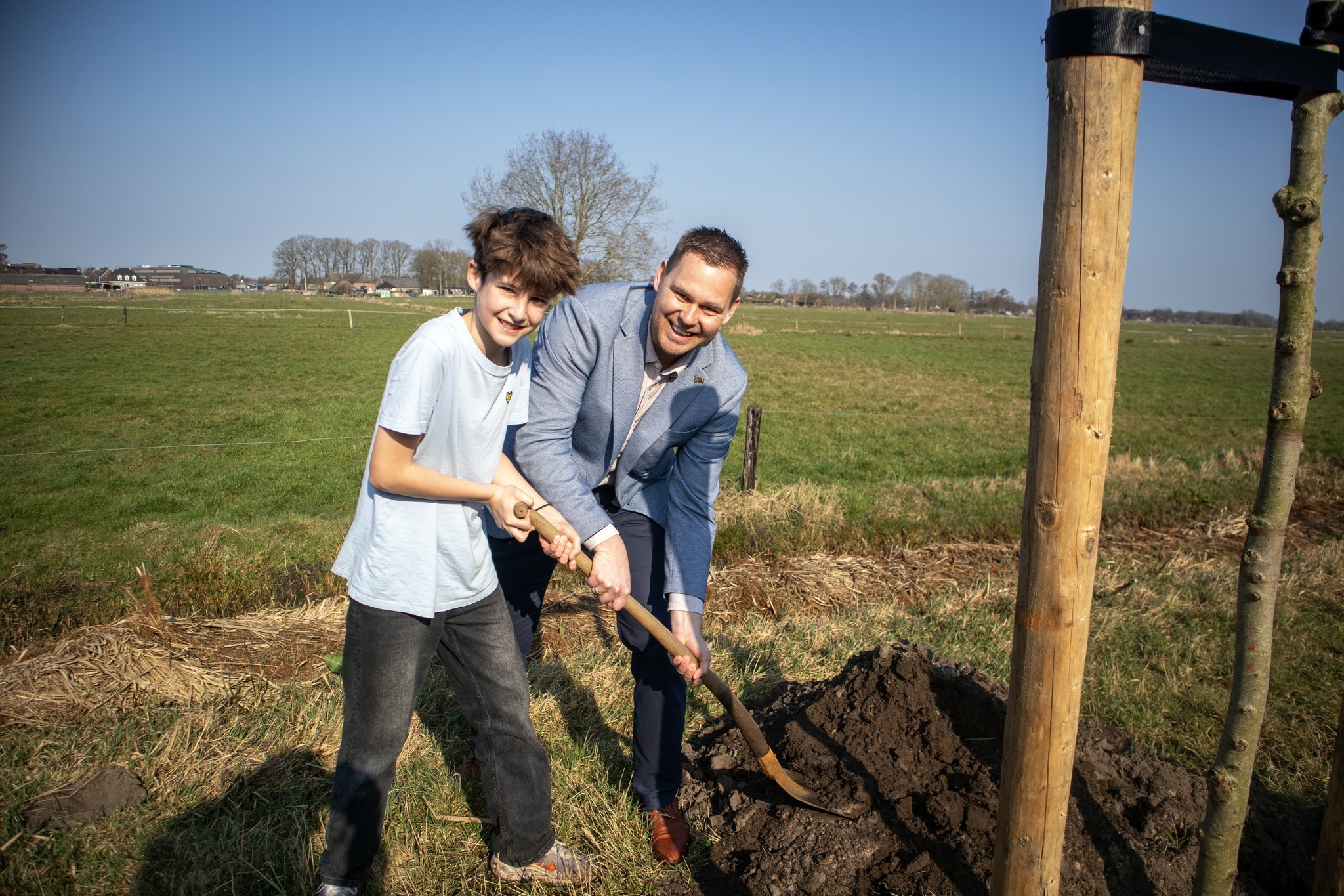 Foto: Nieuwe bomen geplant bij Broeklanden