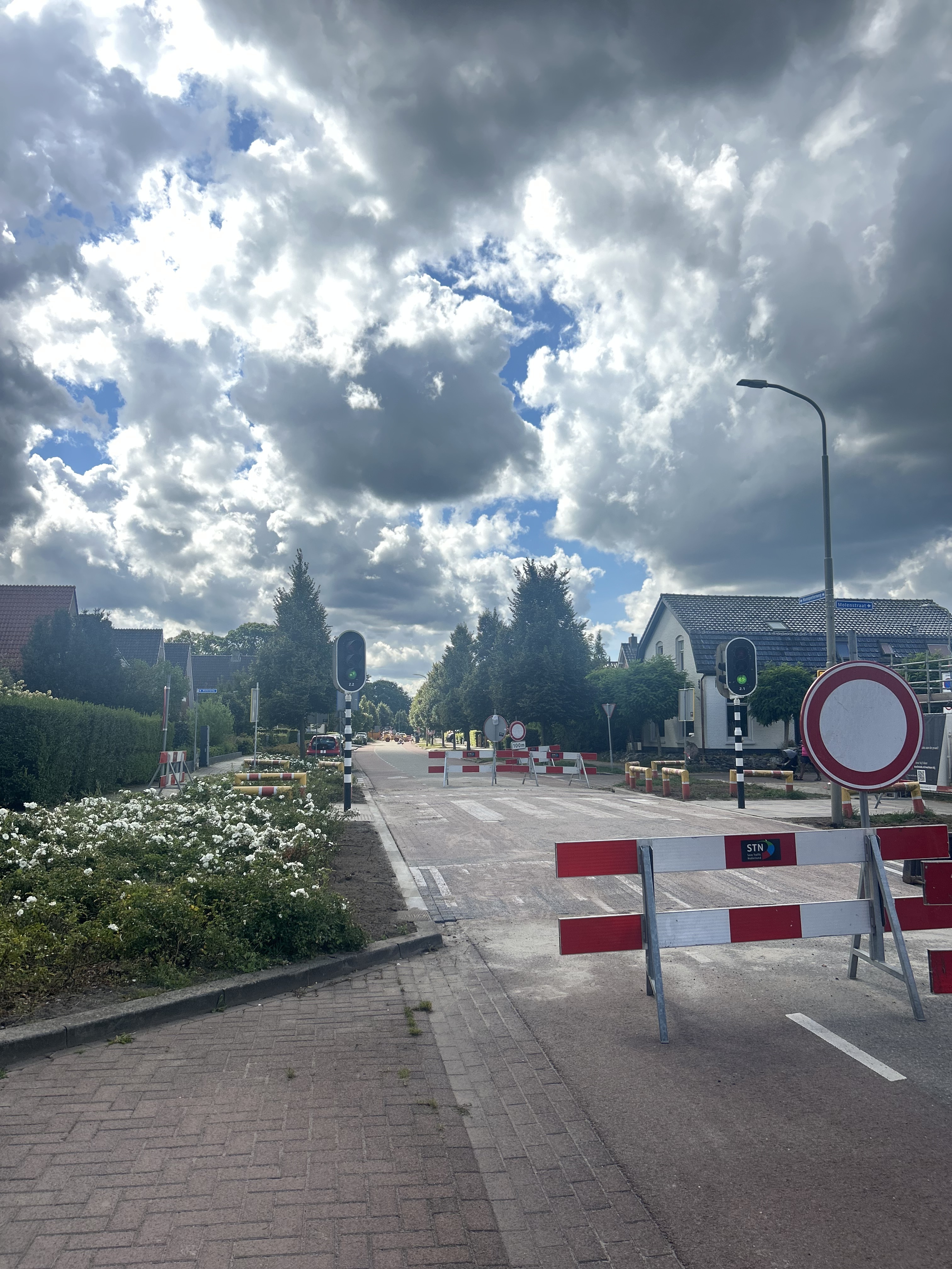 Foto: Heropening Nunspeterweg