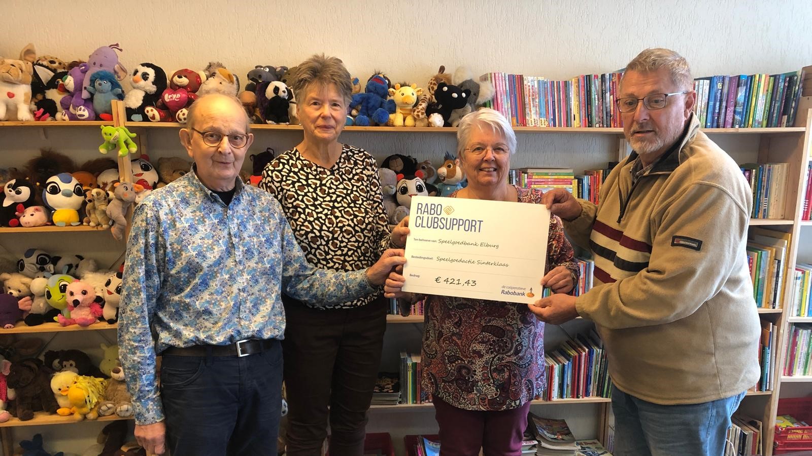 Foto: Speelgoedbank Elburg ontvangt een mooi bedrag van de RABO-bank