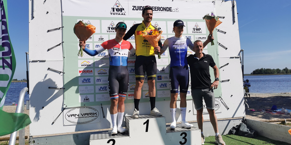 Foto: Thom Severijn wint Top Totaal tijdrit Dronten 