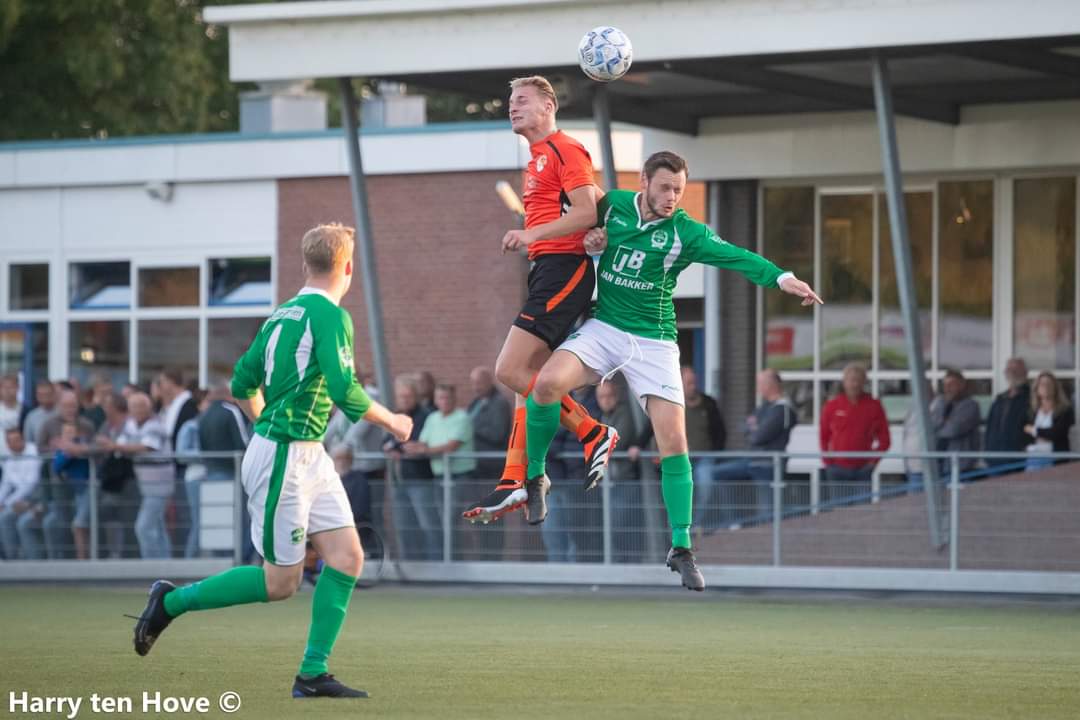 Foto: VeluweCup:  OWIOS – DSV ’61 2-0