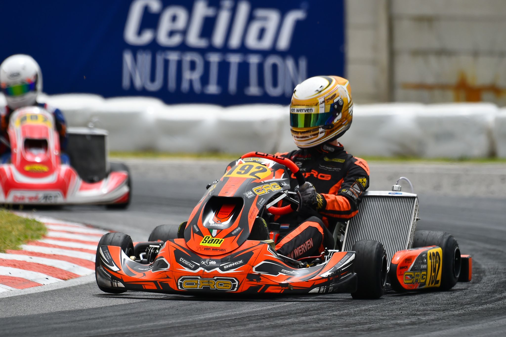 Foto: Dion van Werven toont in KZ2 indrukwekkende snelheid tussen Europese top en pakt podium