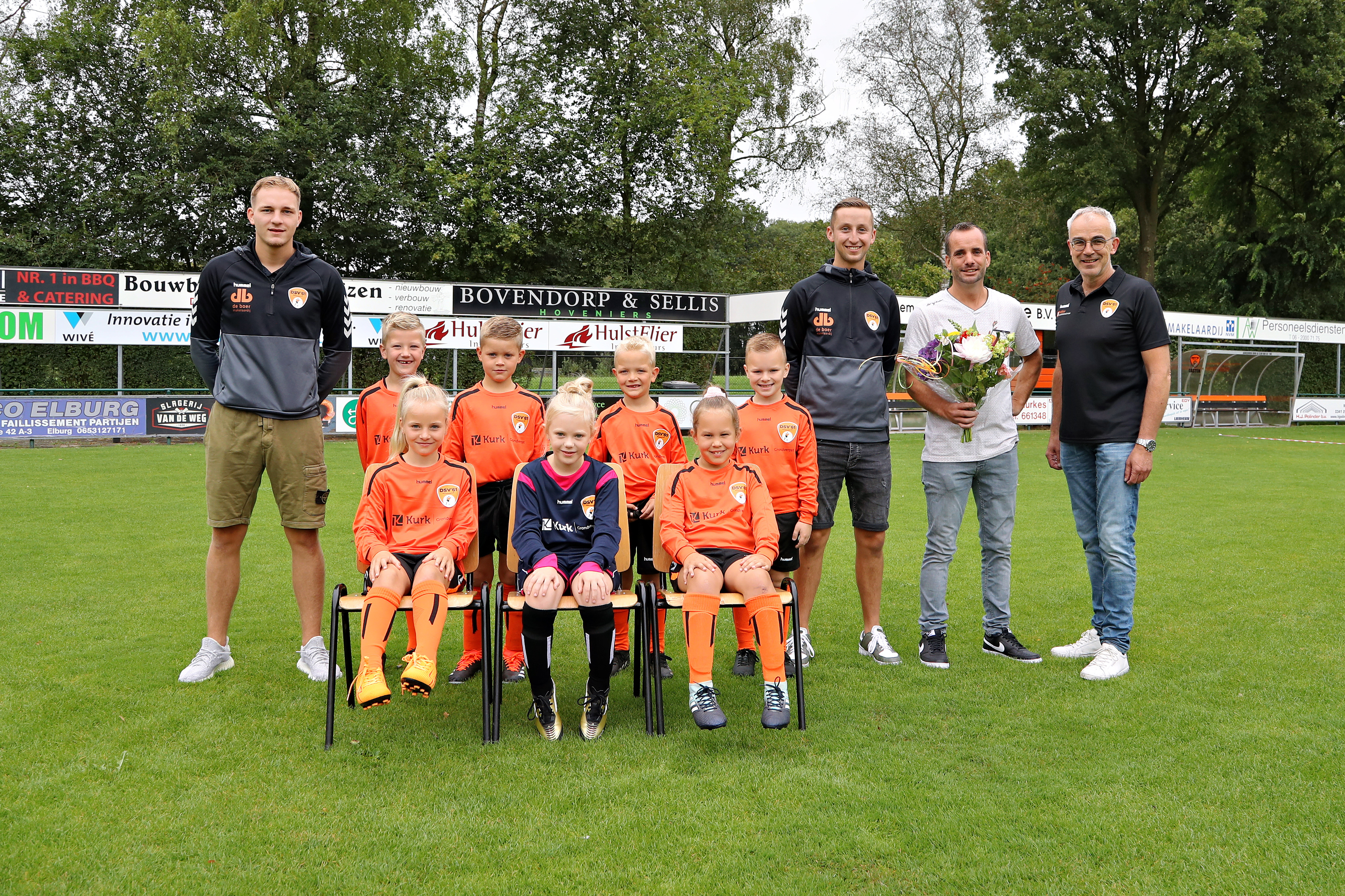 Foto: Kurk Grondverzet nieuwe kledingsponsor DSV`61