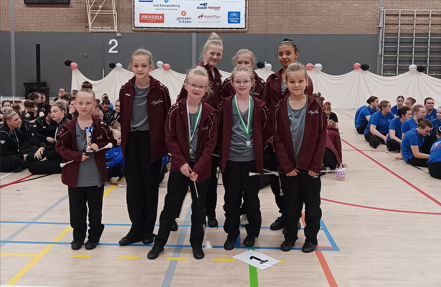 Foto: Twirlvereniging Majofique uit Wezep draait aan de top