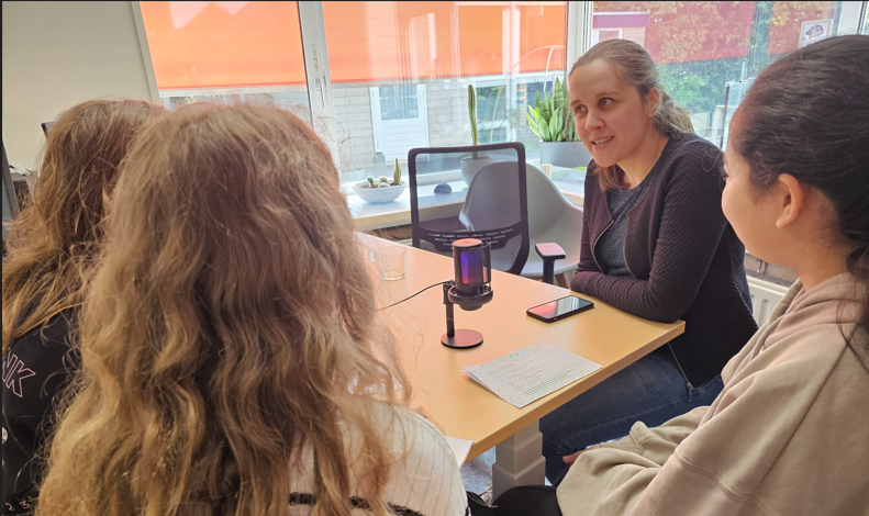 Foto: Podcast Wereldweide in Wezep laat kinderen lezen