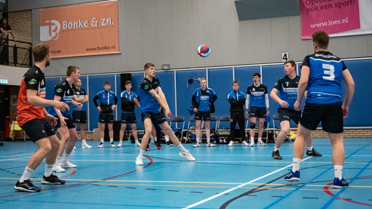Foto: Volleybalseizoen gaat van start voor Blauw Wit teams