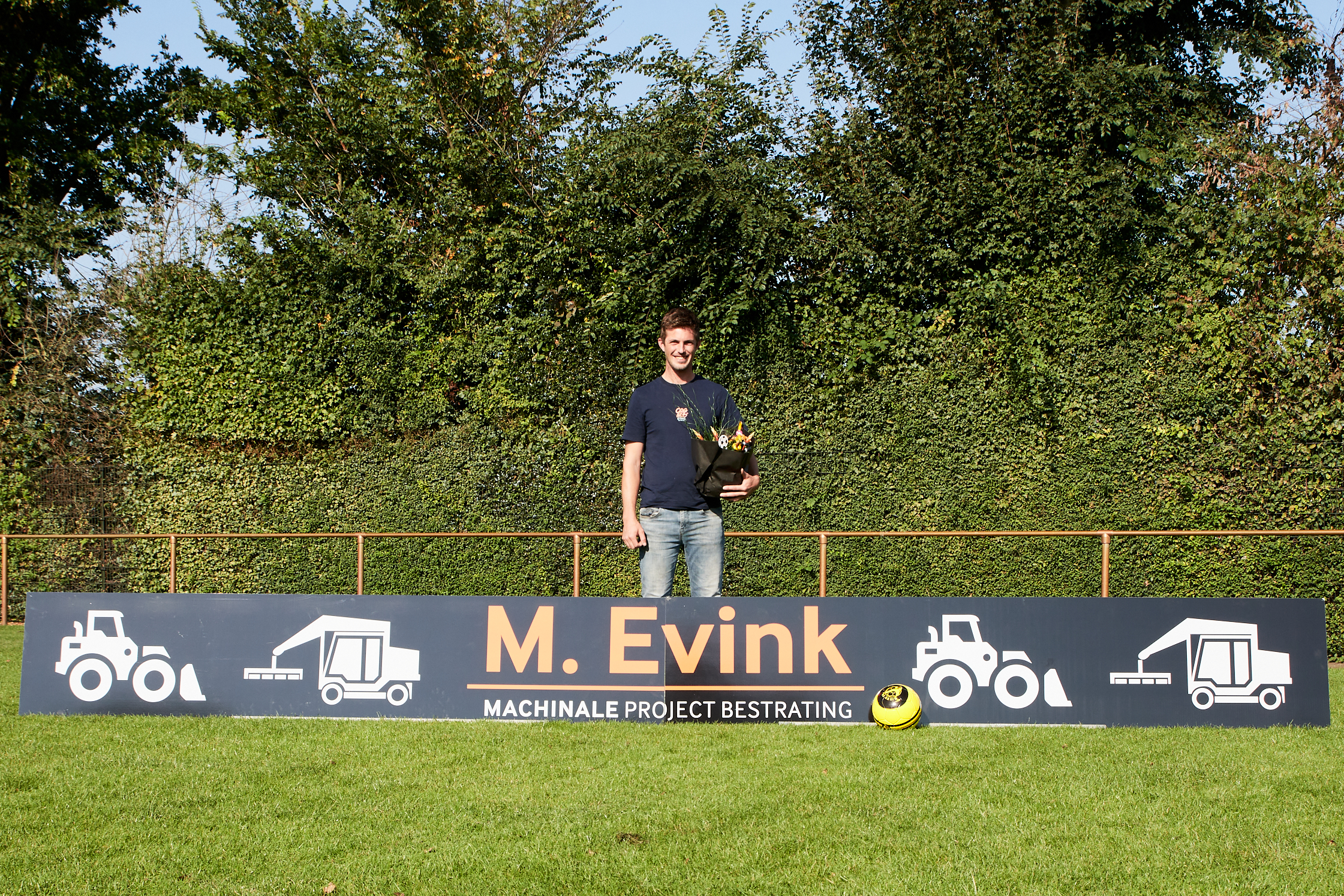 Foto: Nieuwe reclamebordsponsor VSCO’61