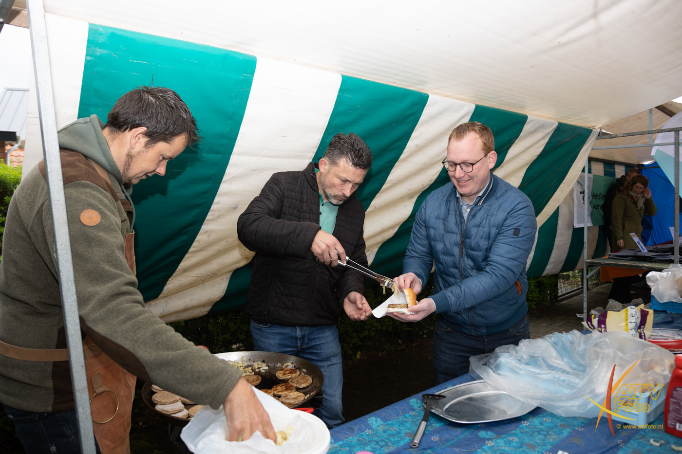 Foto: Zendingsmarkt Doornspijk druk bezocht