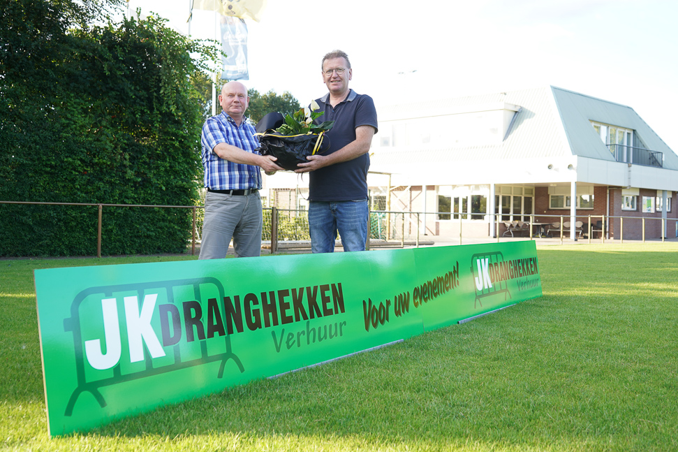 Foto: Nieuwe reclame-bordsponsor VSCO’61