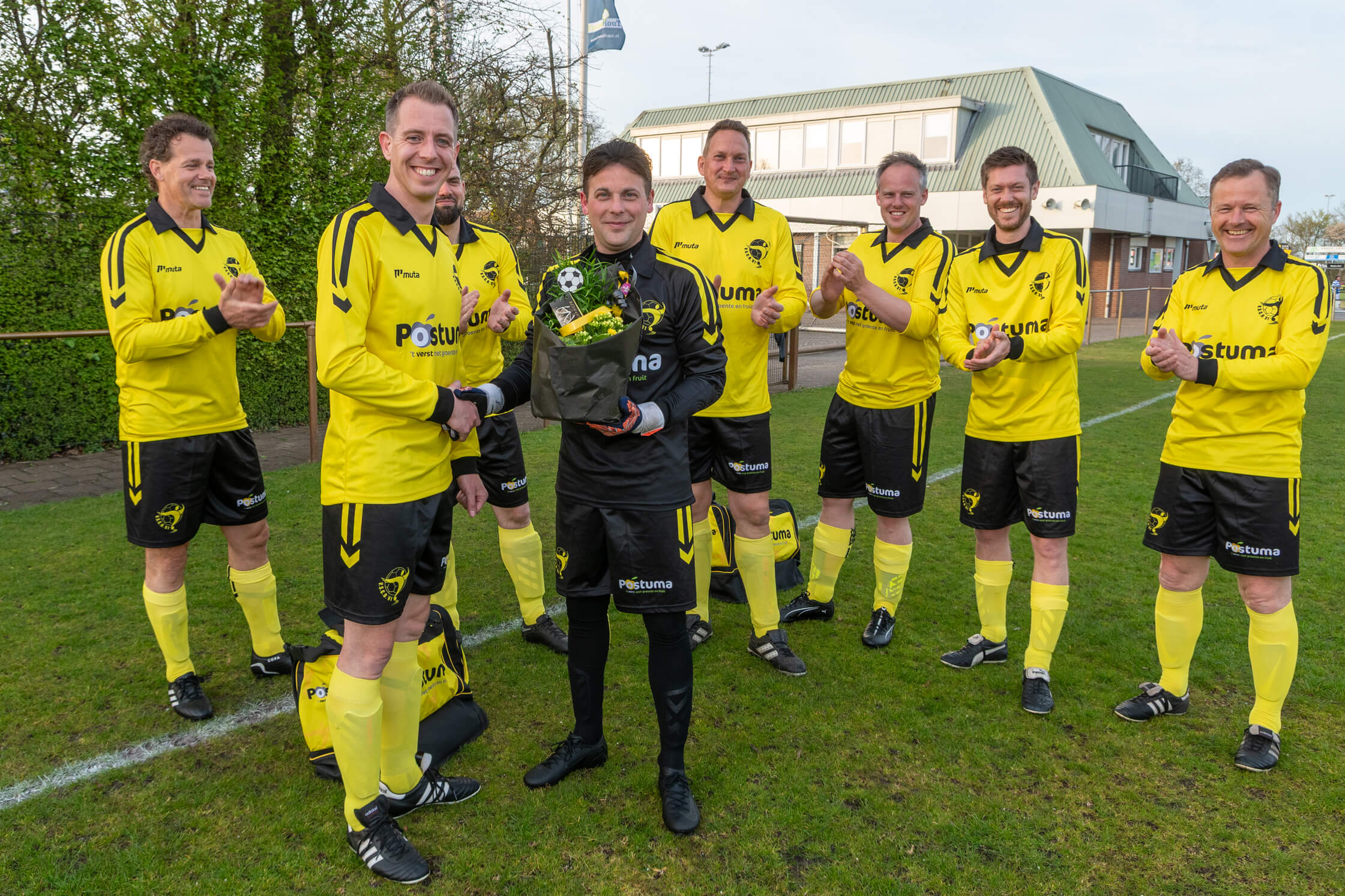 Foto: Postuma AGF sponsort outfit VSCO’61 Mannen 35+2