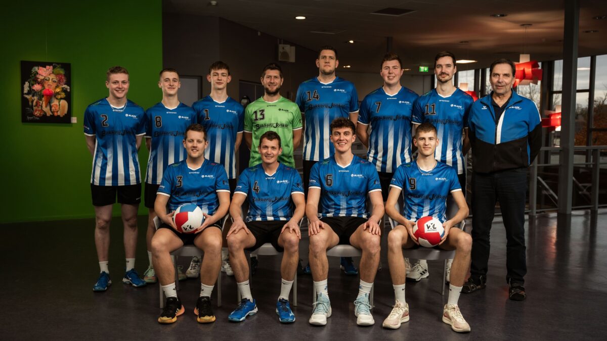 Foto: Blauw Wit besluit competitie met verlies en maakt zich op voor P/D