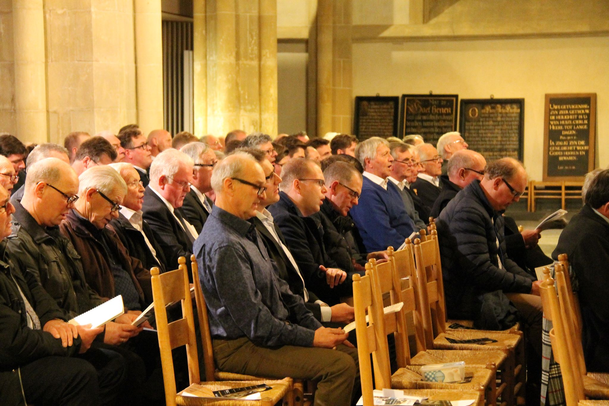 Foto: Mannenzang Elburg zo goed als uitverkocht