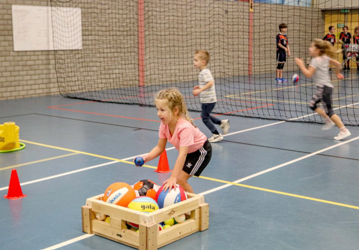 Foto: Spelenderwijs bewegen bij Blauw Wit voor kinderen van 4 tot 7 jaar