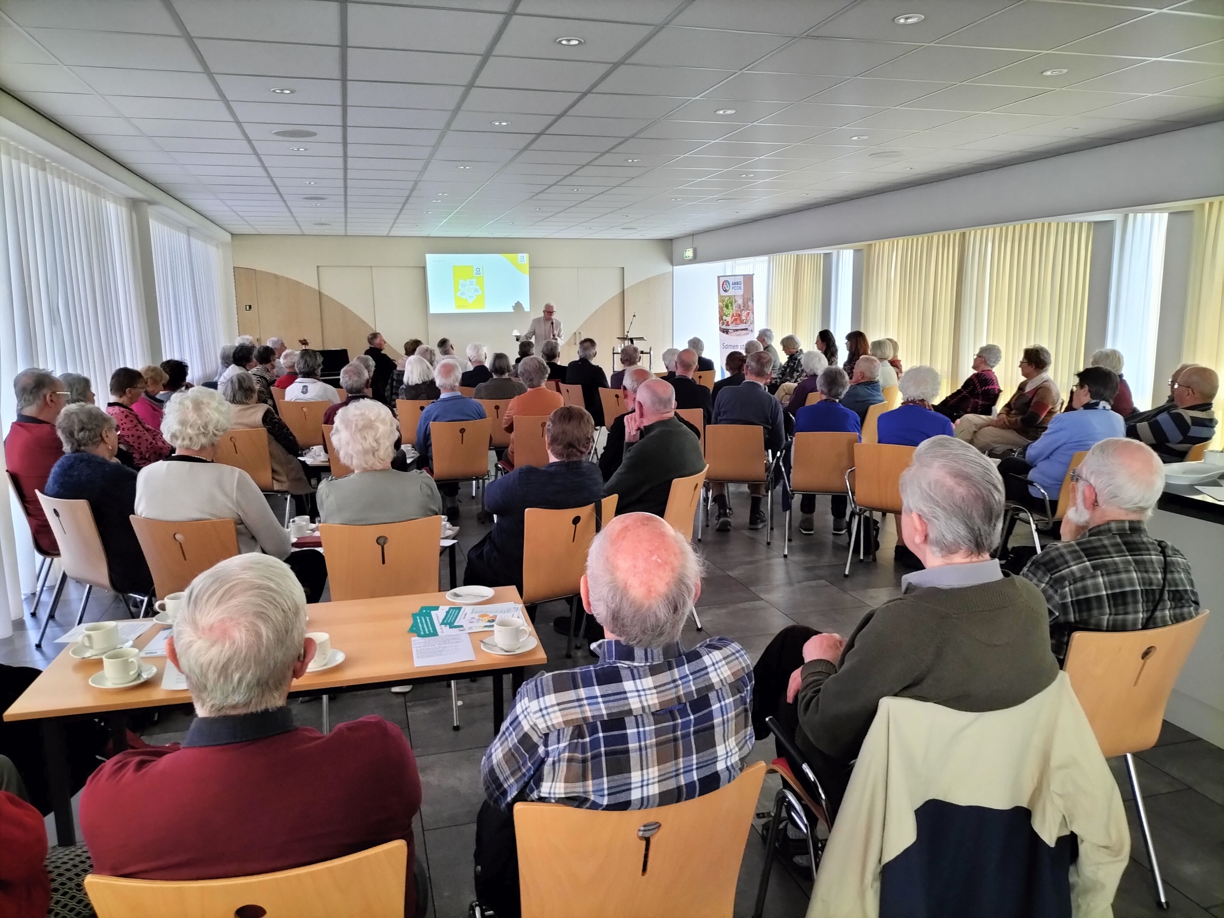 Foto: Grote belangstelling voor middag ANBO-PCOB over dementie 