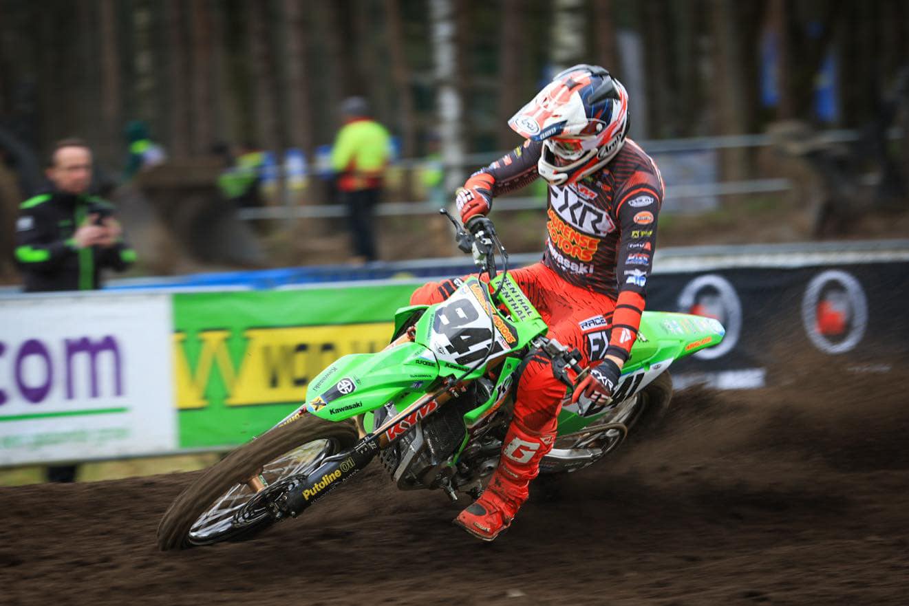 Foto: Eerste Dutch Masters of Motorcross loopt niet zoals gehoopt voor Robert Fobbe