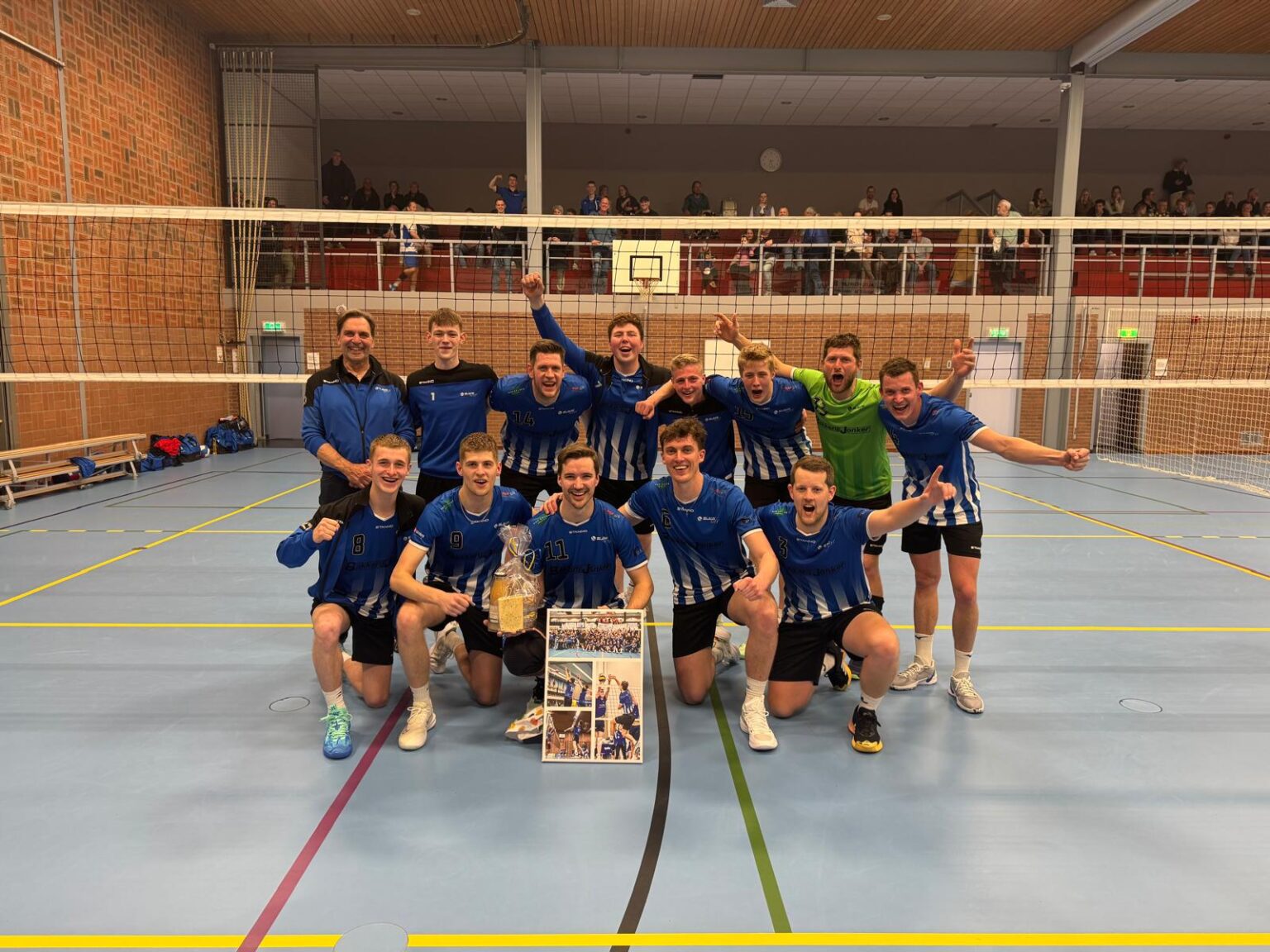Foto: Heren 1 Blauw Wit wint van AVC’69 en stelt P/D veilig