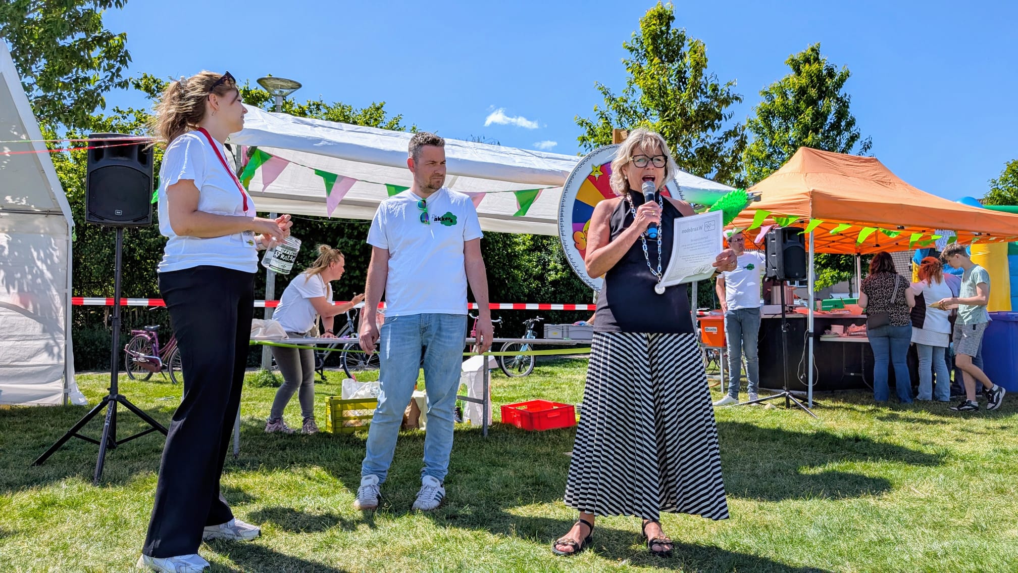 Foto: VIDEO: Stralend Akkerfeest 2025 verbindt jong en oud in De Akkers