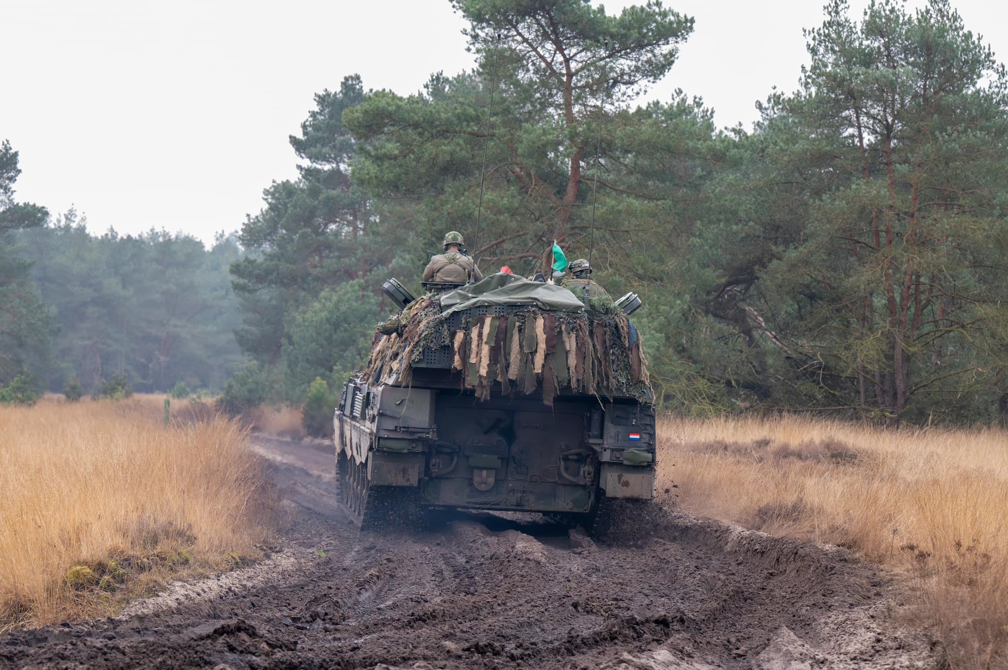Foto: Nieuwe informatie over Defensie en laagvliegen nu makkelijk te vinden