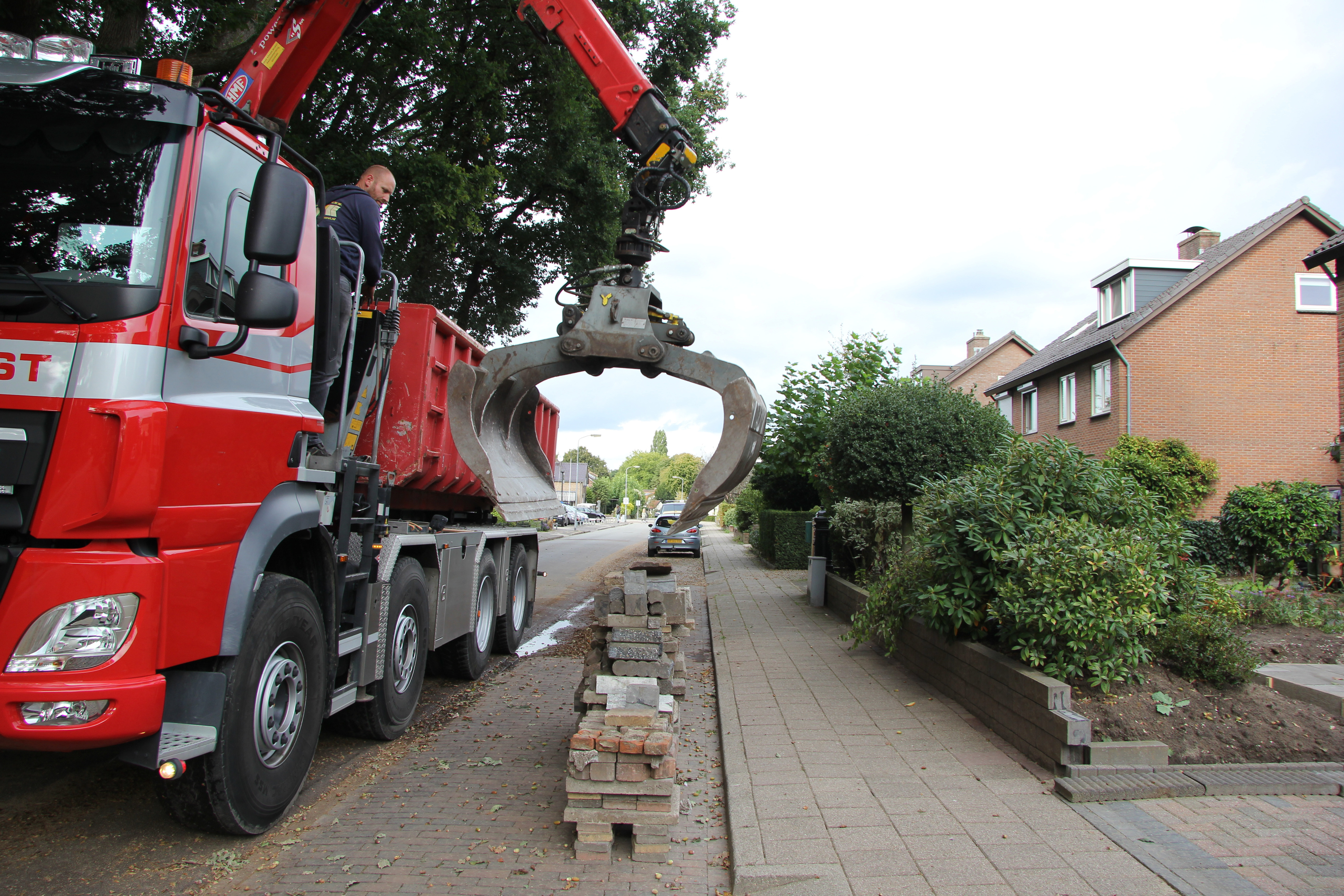 Foto: NK Tegelwippen: 4693 tegels uit, groen erin!