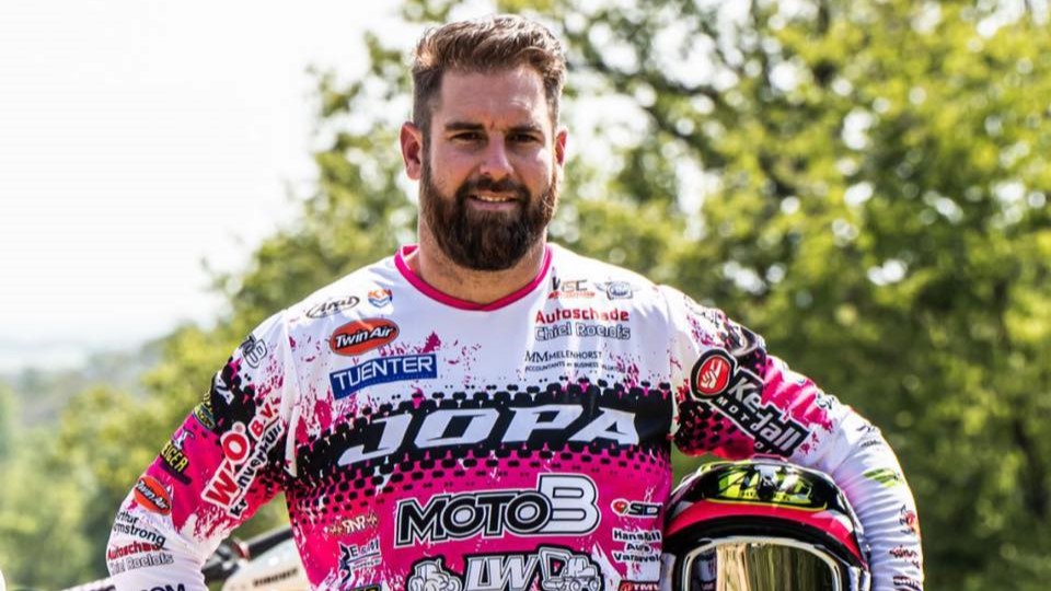 Foto: Gert van werven teammanager KNMV zijspancrossers