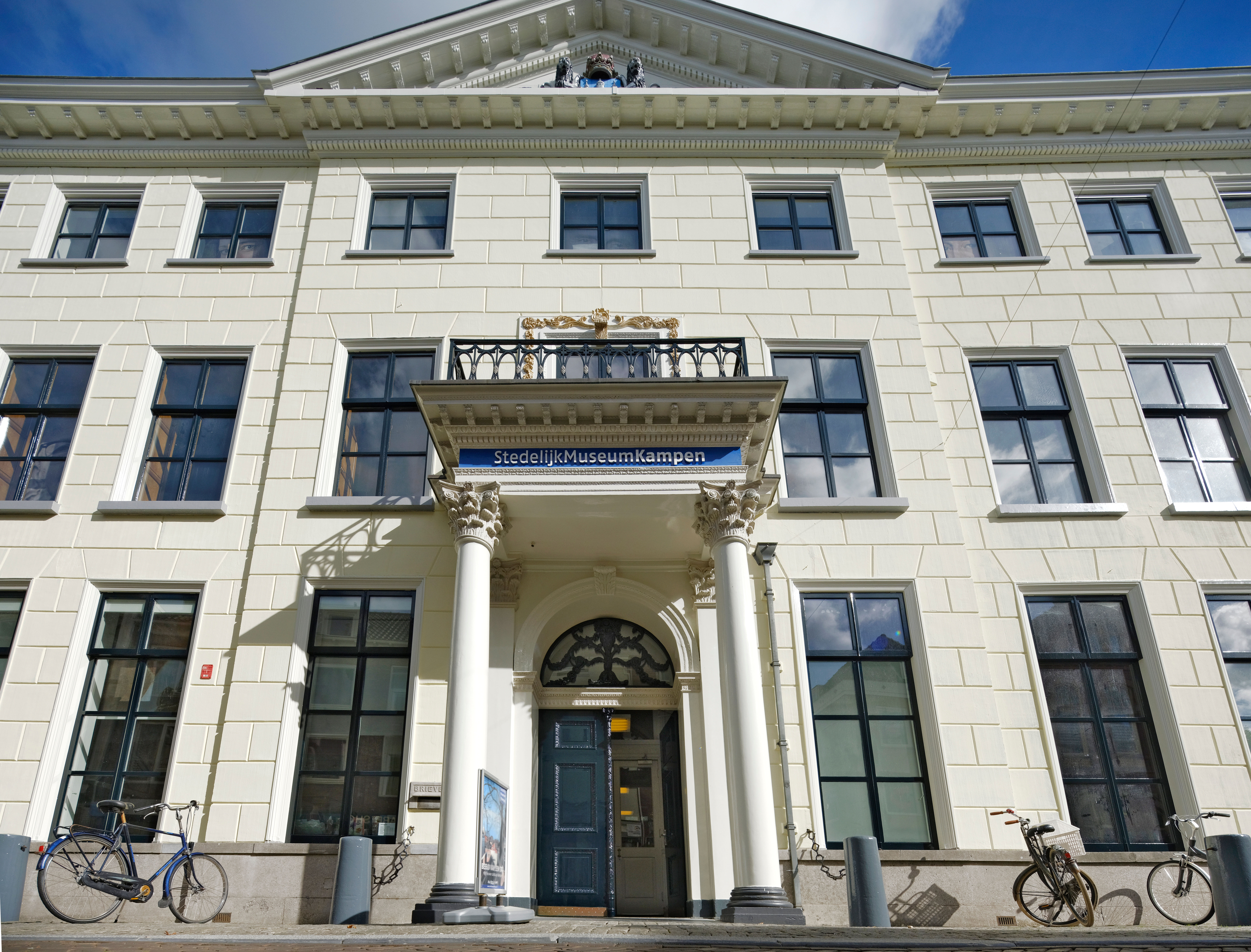 Foto: Nieuwe look en website voor Stedelijk Museum Kampen