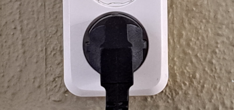 Foto: Energiecrisis in Oldebroek: storingen & aansluitstop dreigen door vol stroomnet! - CVO stelt direct vragen