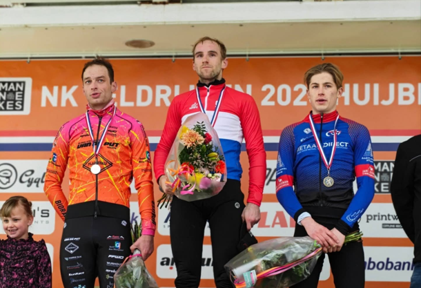 Foto: Zilver voor veldrijder Raymond van de Kruisweg op NK Veldrijden