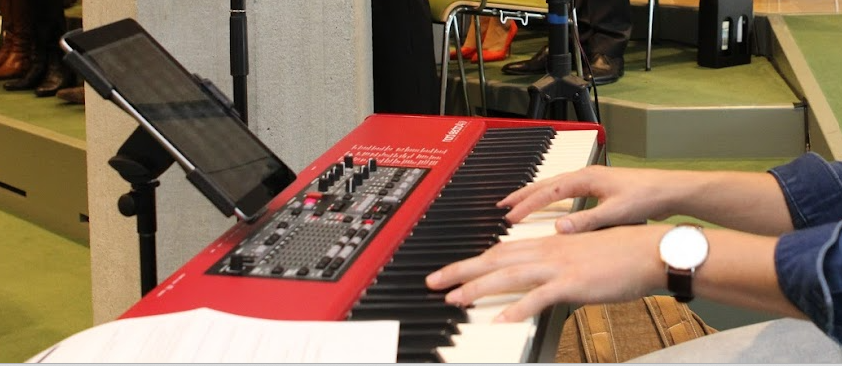 Foto:  Keyboardlessen van SWO 