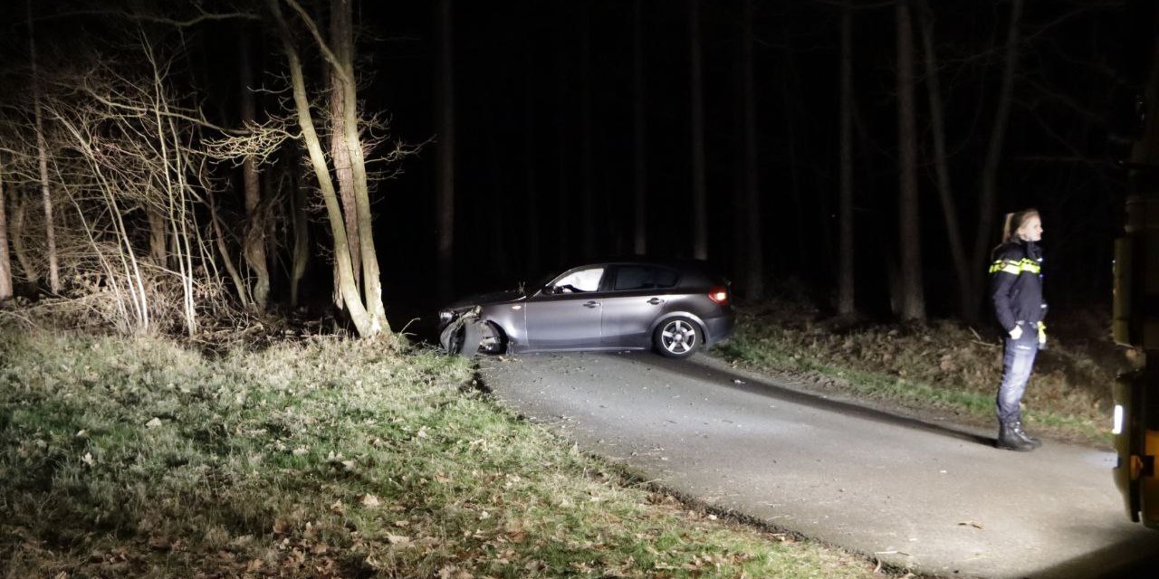 Foto: Aanrijding met letsel Margarethaboslaan in Nunspeet