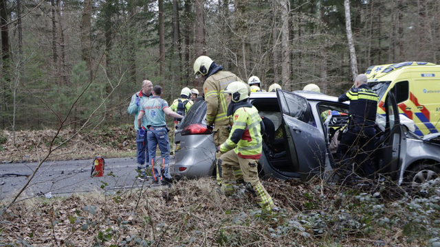 Foto: Ernstig ongeval Elspeterweg Nunspeet