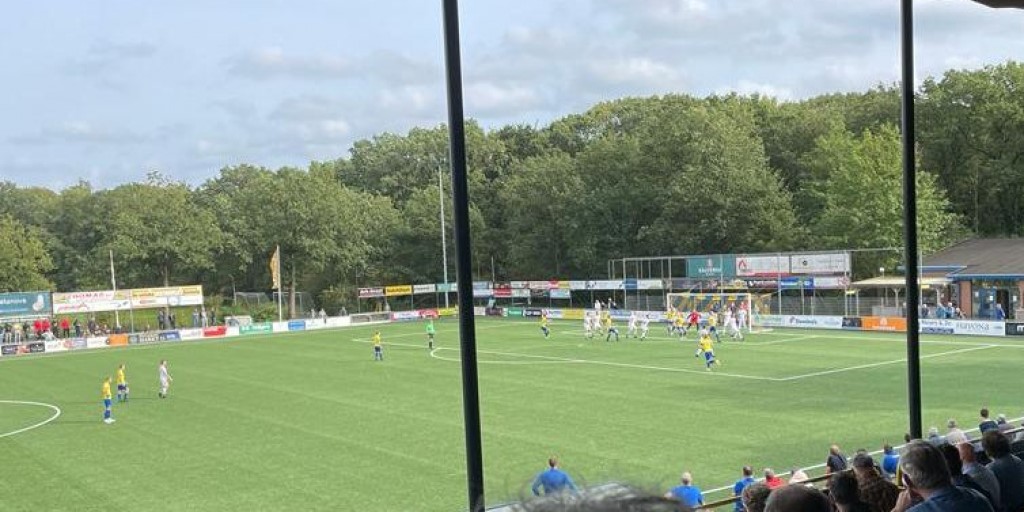 Foto: vv Heerde – vv Nunspeet 0-2: 'Nunspeet maakt geen fout'
