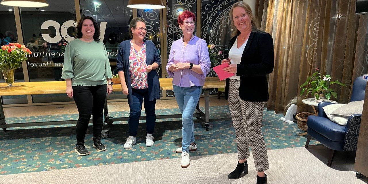 Foto: Internationale Vrouwendag lokaal gevierd in WOC De Veluwse Heuvel 