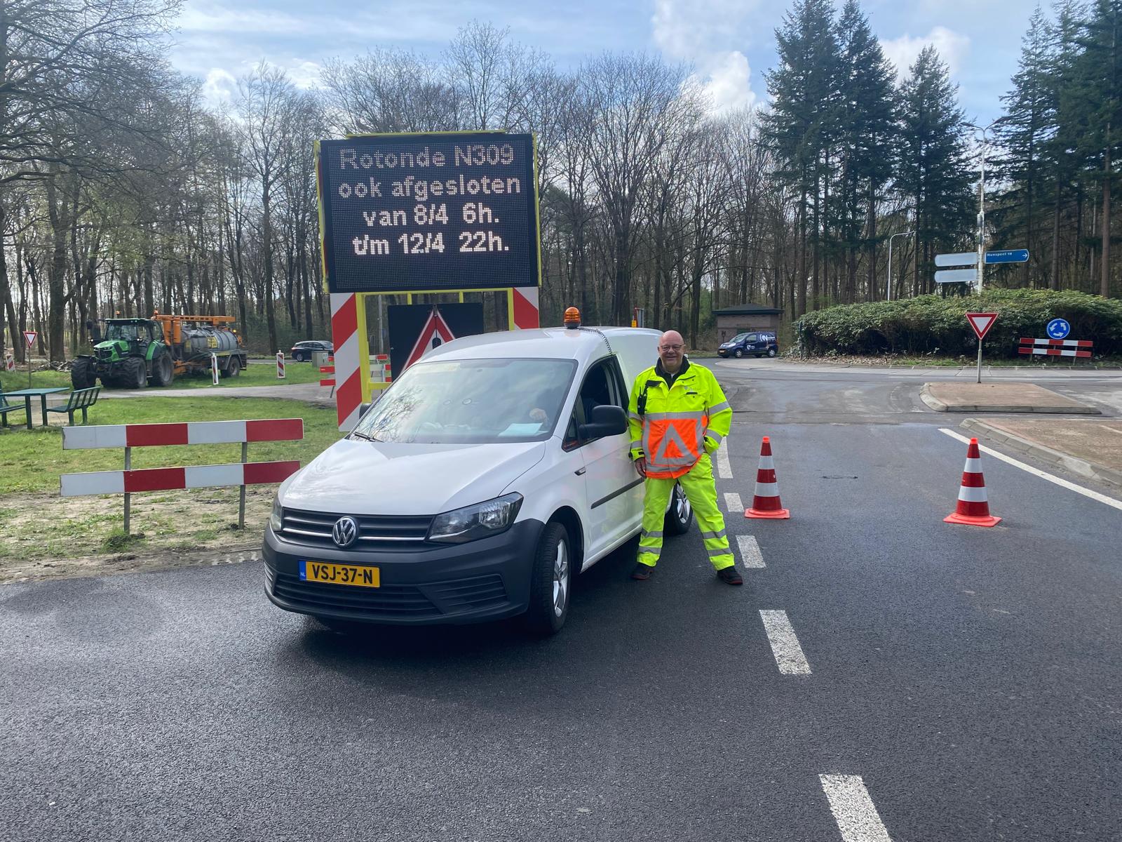 Foto: Rotonde Soerelseweg richting Epe dicht, omrijden via A50!