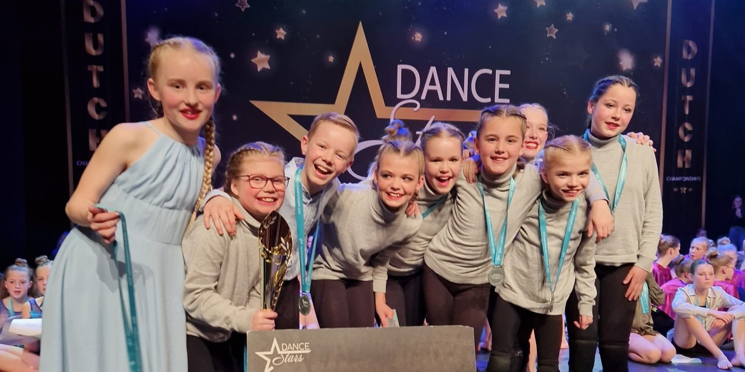 Foto: Team Xpress van iDance Nunspeet Nederlands kampioen bij DanceStars 