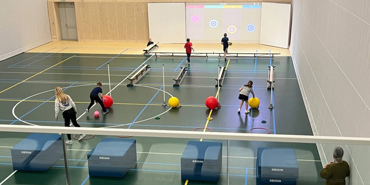 Foto: Ruim 1000 leerlingen groep 7 & 8 actief op Koningsdag 2024