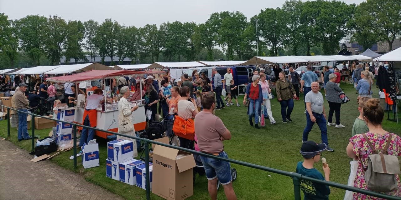 Foto: 35e editie van de Hemelvaartsmarkt in ’t Harde