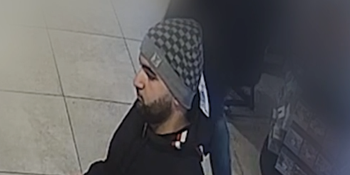 Foto: Politie zoekt twee pinners na oplichting