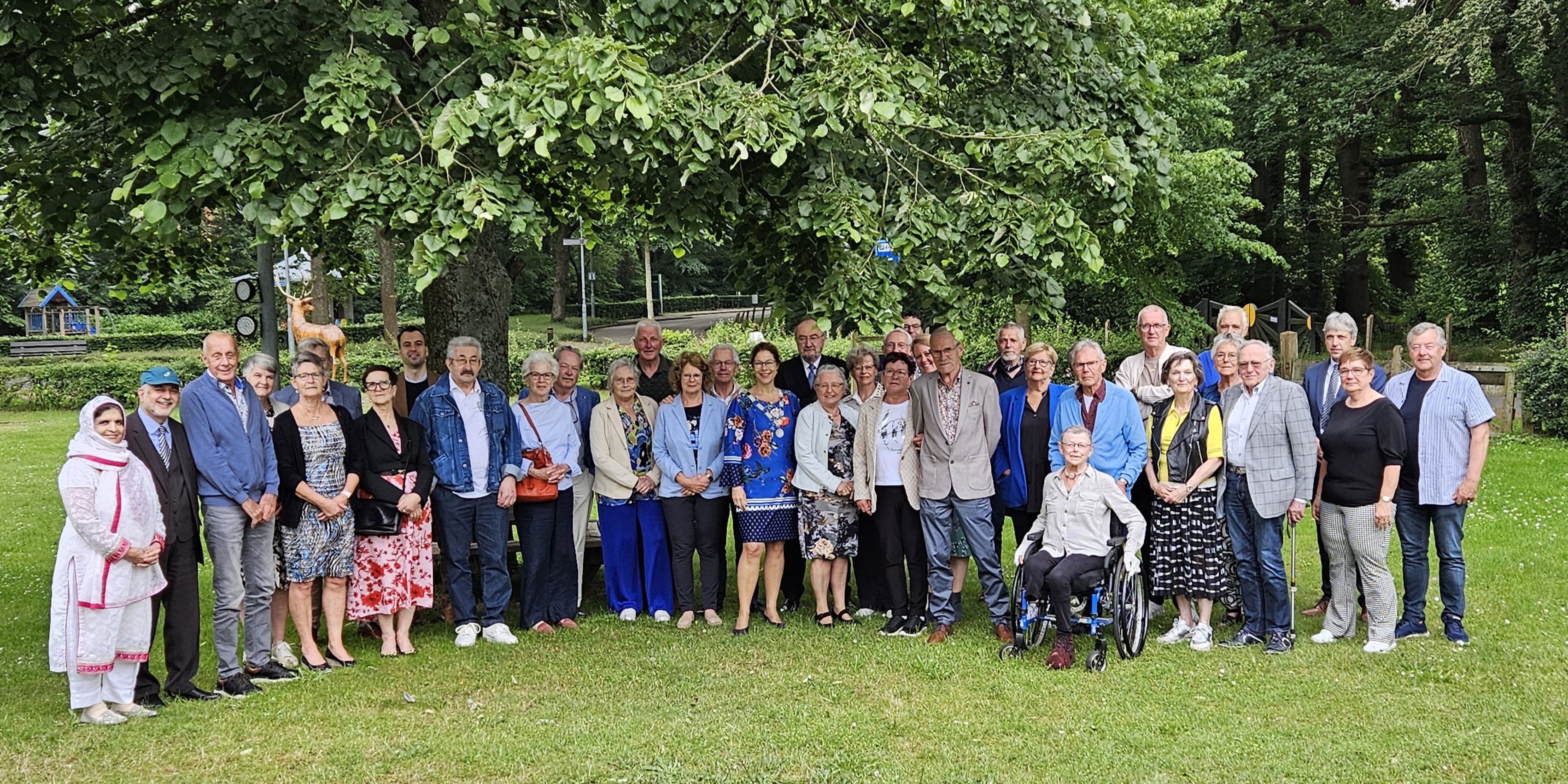 Foto: Gouden bruidsparen in de gemeente Nunspeet in zonnetje gezet
