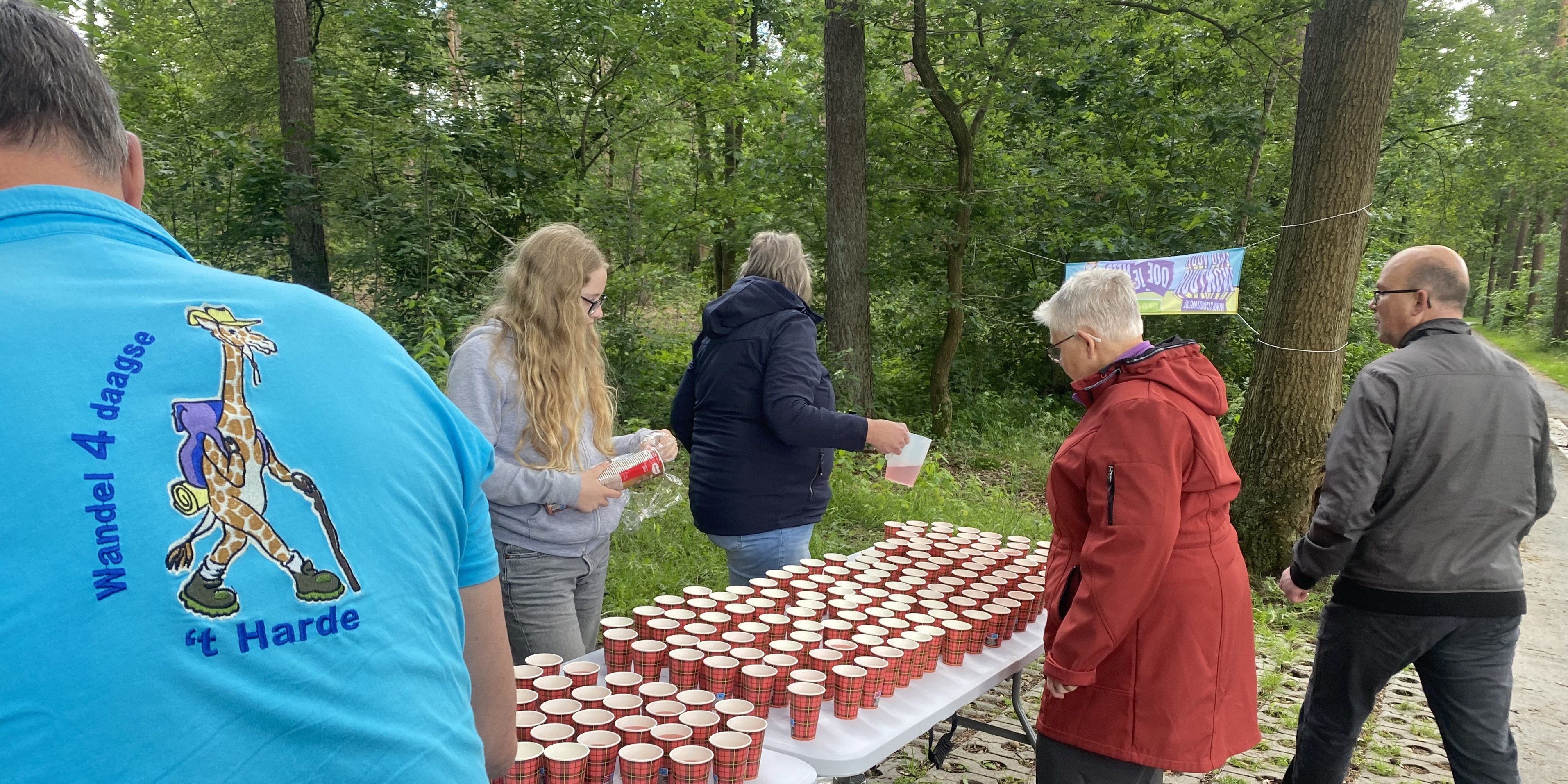 Foto: De 4-daagse van 't Harde van start gegaan