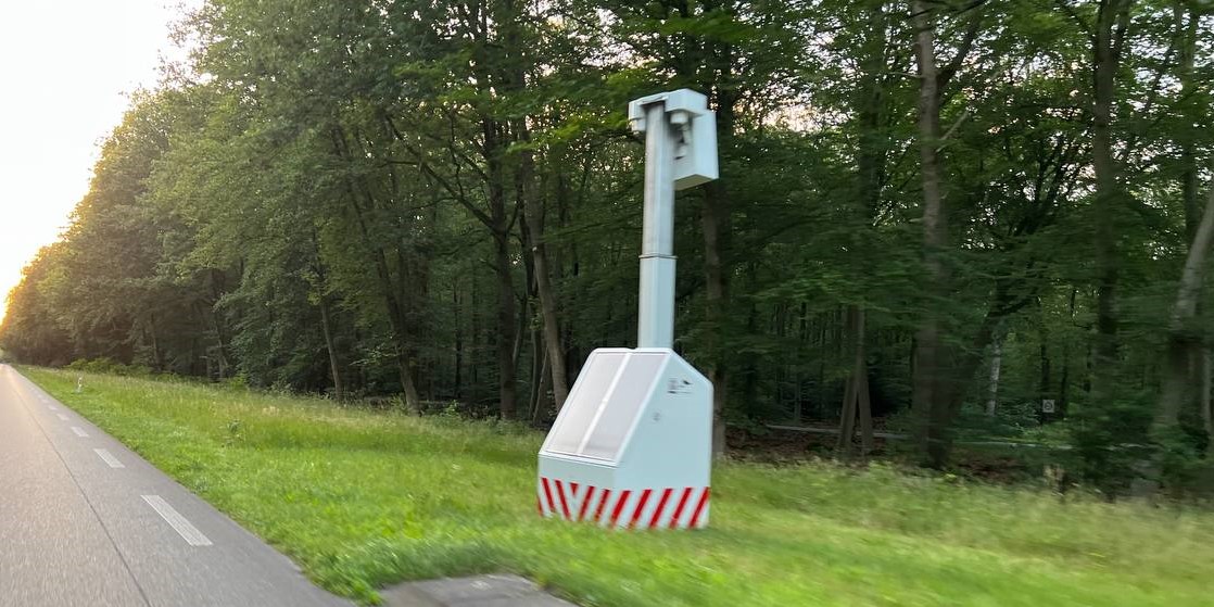 Foto: Laat je niet verrassen: Flexflitser geplaatst Eperweg