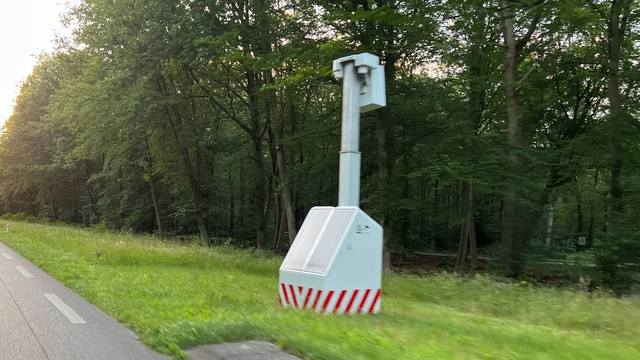 Foto: Laat je niet verrassen: Flexflitser geplaatst Eperweg