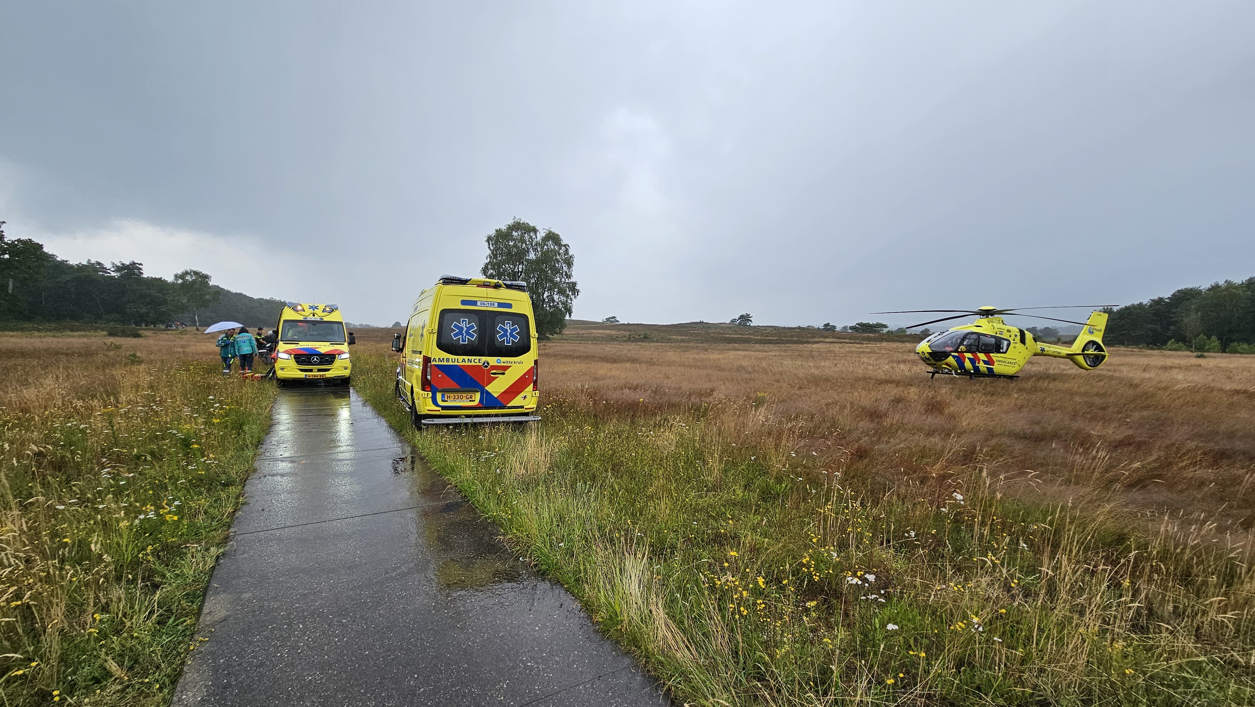 Foto: Ernstig fietsongeval in Vierhouten