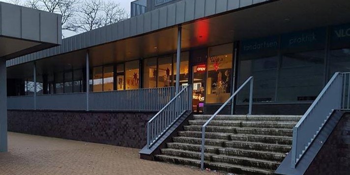 Foto: Vechtpartij bij winkelcentrum De Binnenhof Nunspeet