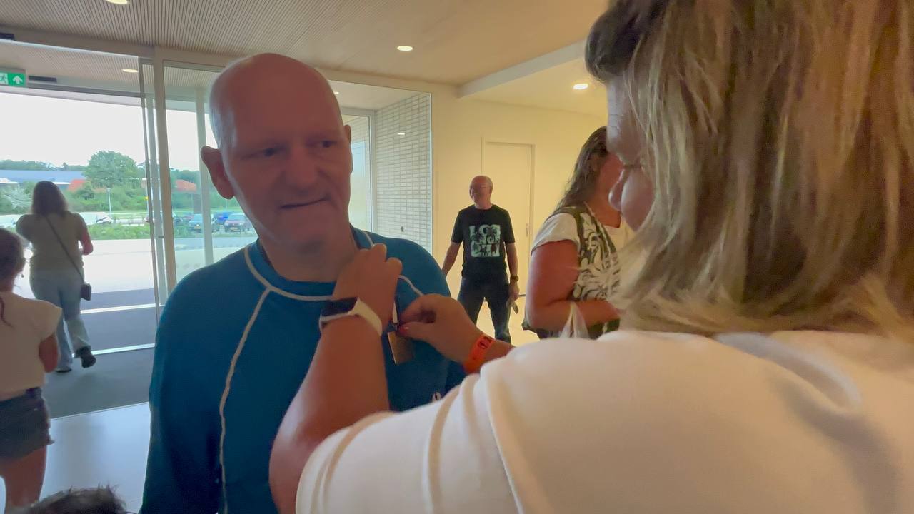 Foto: VIDEO: Zwemvierdaagse 2024 muzikaal afgesloten in Nunspeet